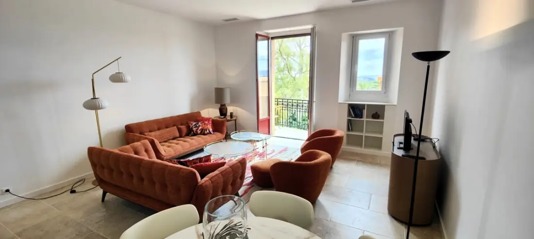 T3 Spacieux Avec Balcon - Très Belle Vue Mer