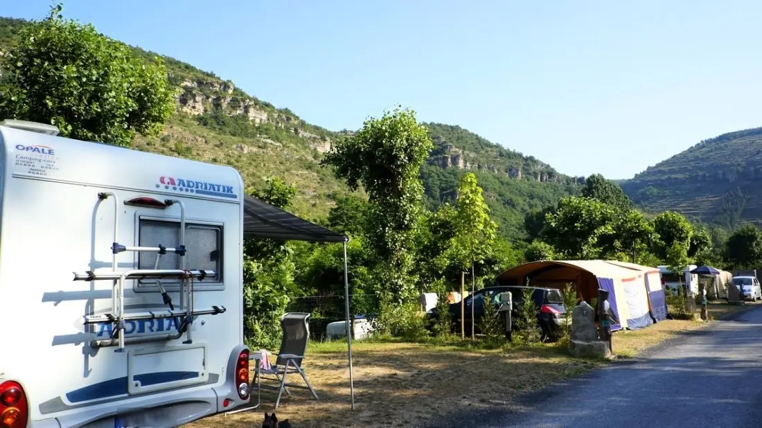 Flower Camping de la Cascade 4 étoiles★★★★