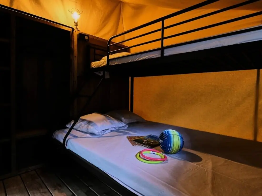 Camping maeva Escapades Le Domaine des Chênes Blancs 3 étoiles★★★