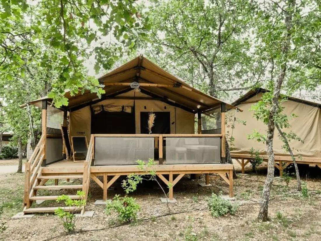 Camping maeva Escapades Le Domaine des Chênes Blancs 3 étoiles★★★