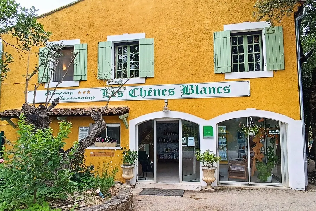 Camping maeva Escapades Le Domaine des Chênes Blancs 3 étoiles★★★