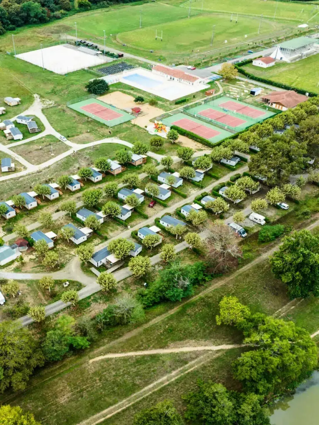 Camping Les Rives de l'Adour3 étoiles★★★