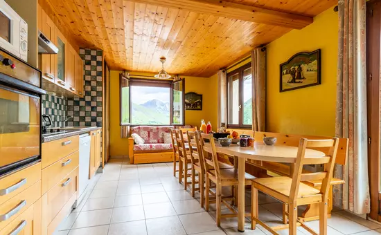 Appartement 6 pièces 12 personnes proche des pistes