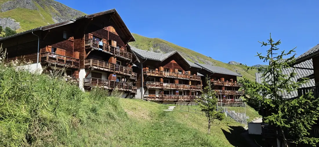 Les Chalets De L'arvan