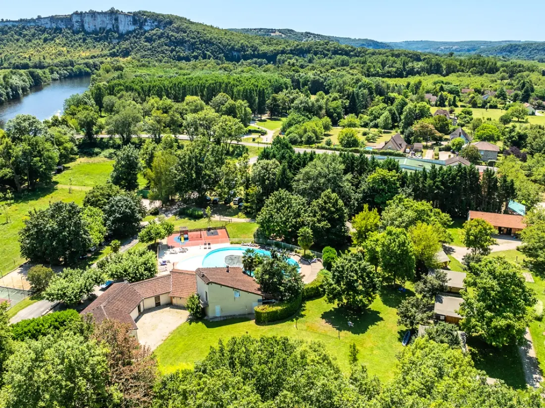 Camping Le Village du Port 41 étoiles★