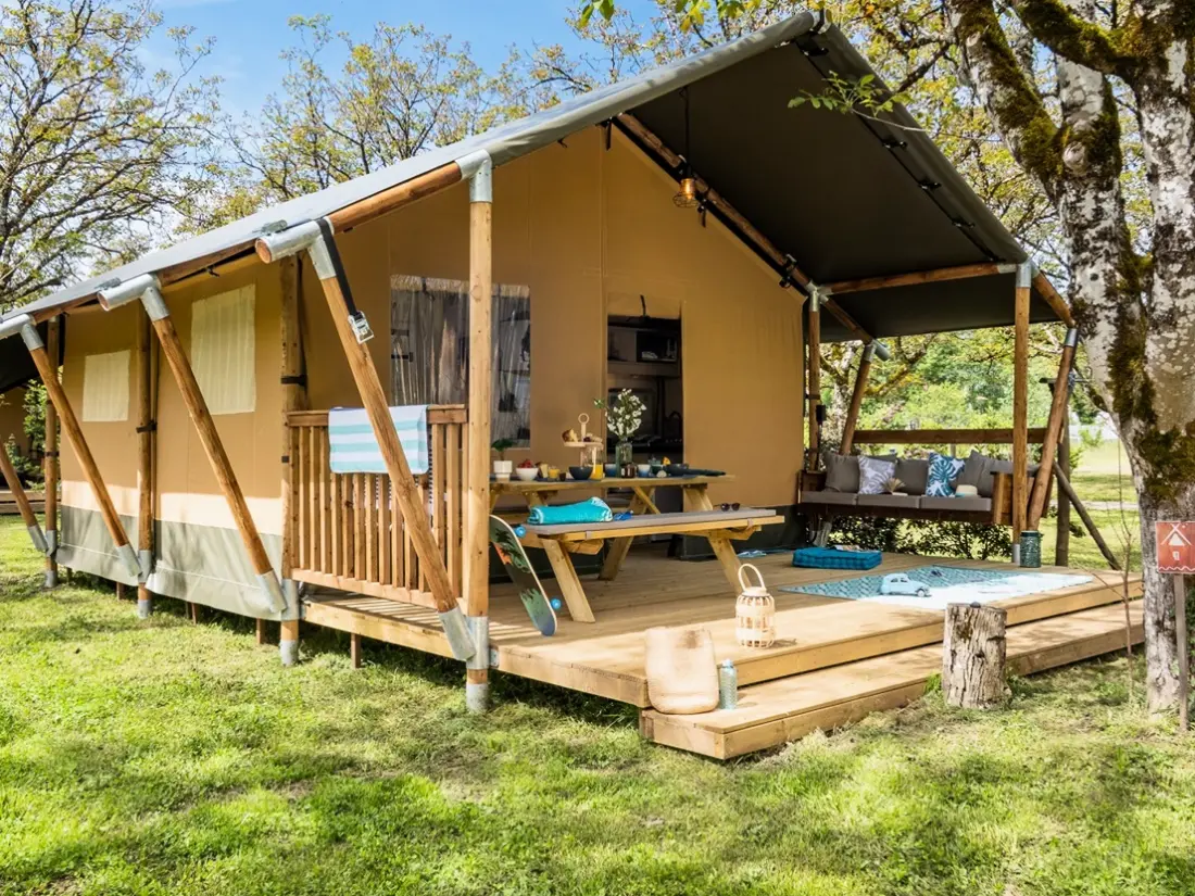 Camping Le Village du Port 41 étoiles★