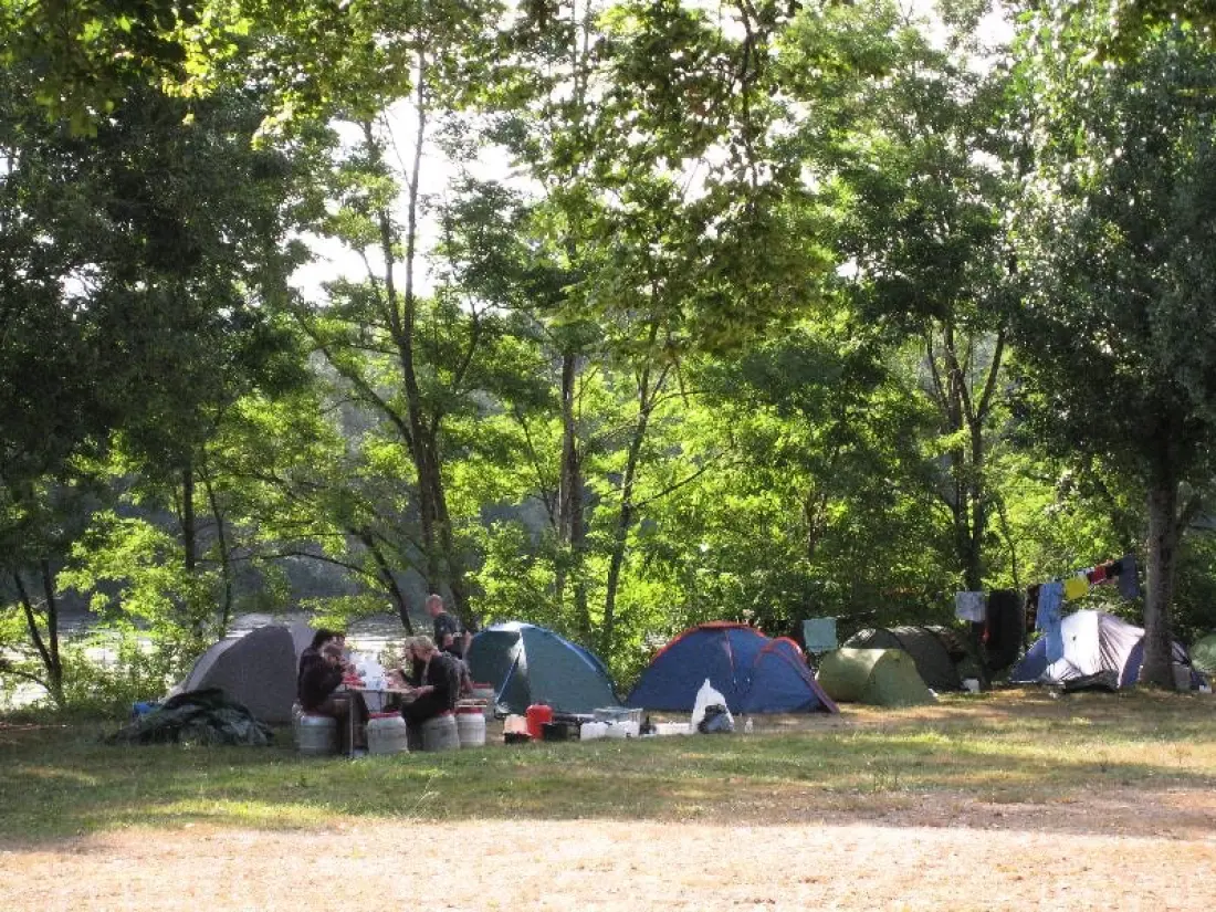 Camping Les Borgnes 2 étoiles★★