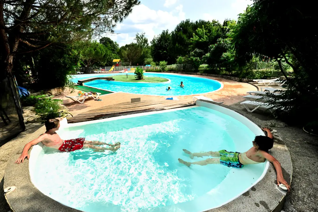 Camping Le Village du Port 4 étoiles★★★★