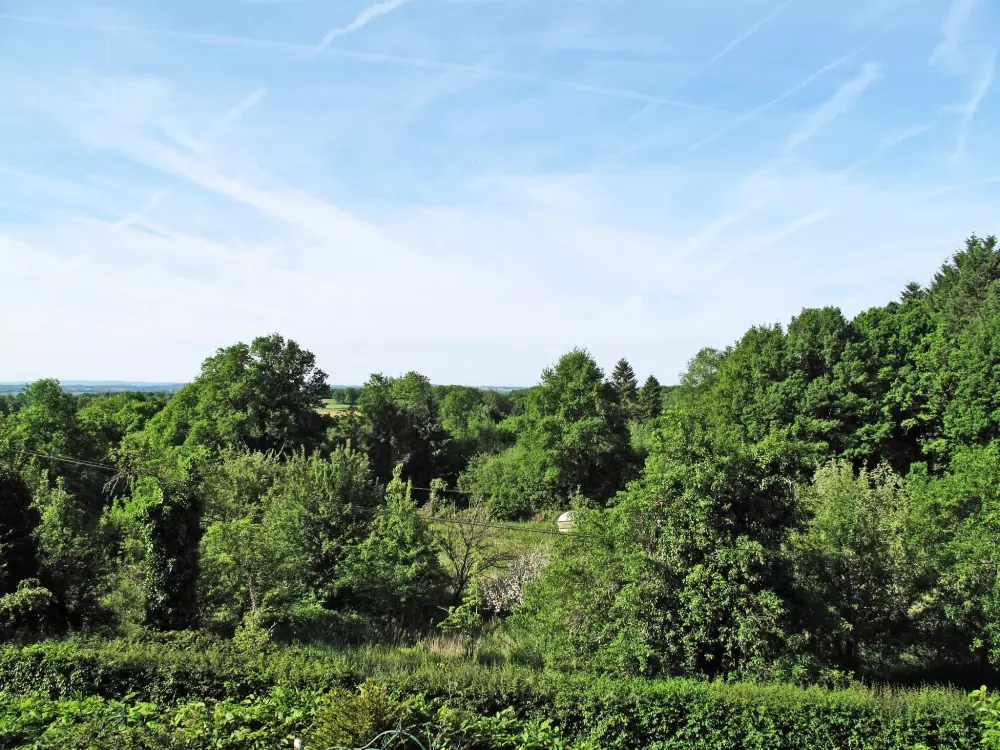 Maison de Vacances Saint-Sulpice-Les-Feuilles