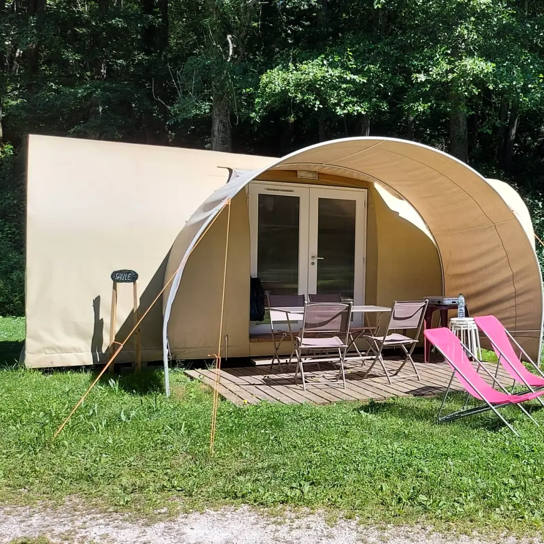 Flower Camping Ser Sirant 3 étoiles★★★