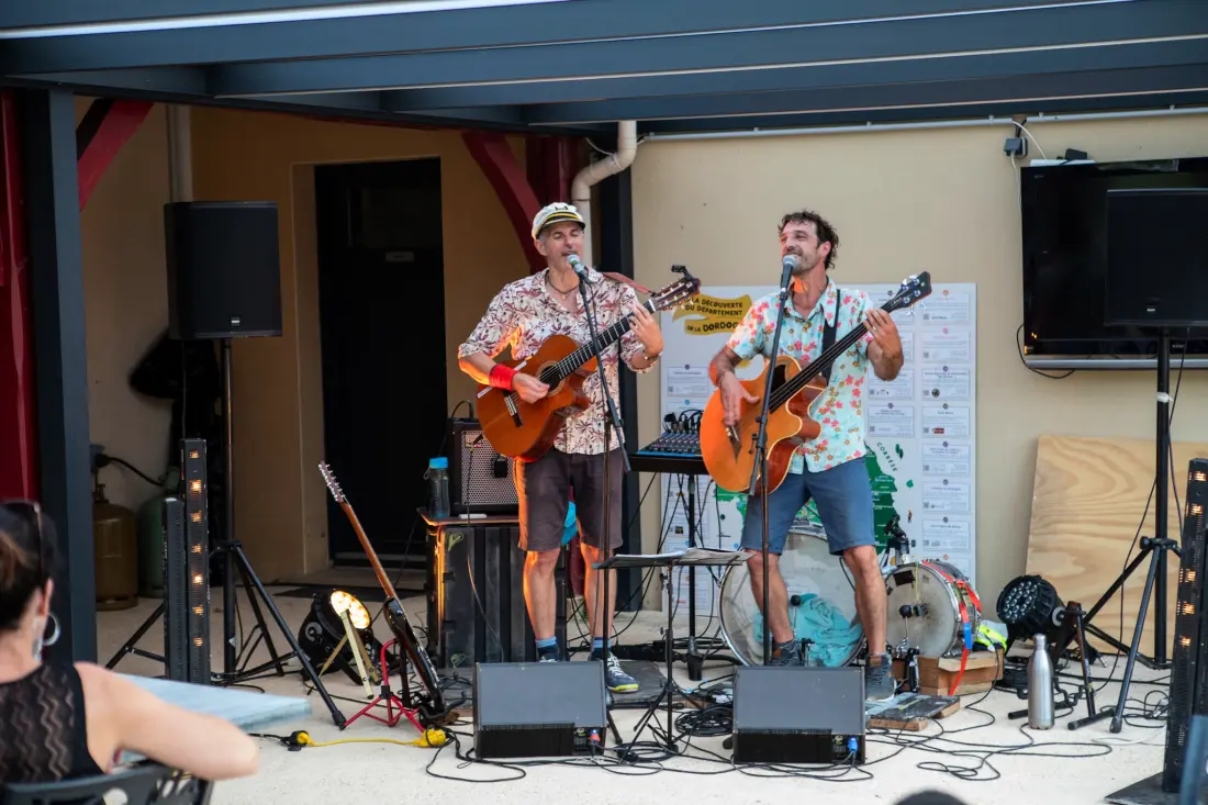 Flower Camping Le Tiradou 3 étoiles★★★
