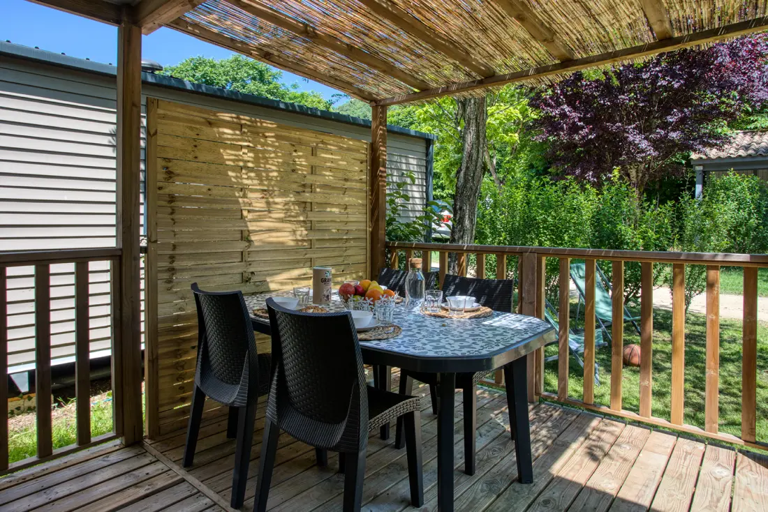 Flower Camping Le Tiradou 3 étoiles★★★
