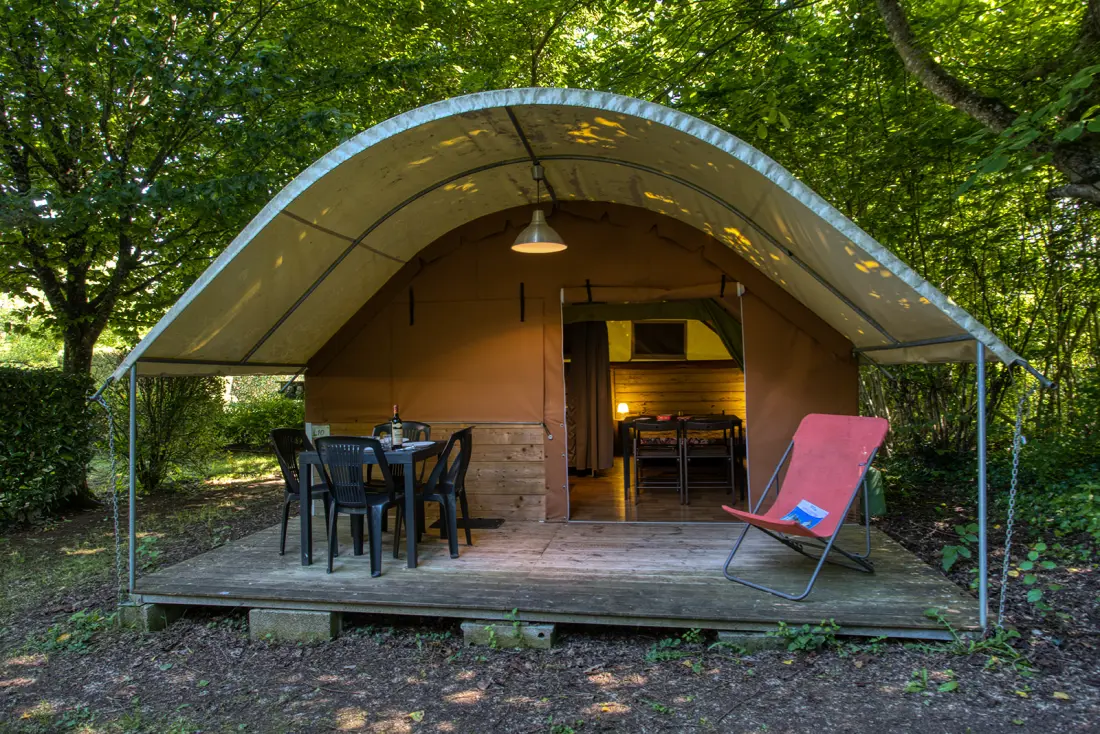Flower Camping Le Tiradou 3 étoiles★★★