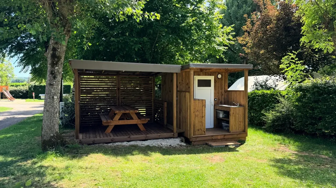 Flower Camping Le Tiradou 3 étoiles★★★