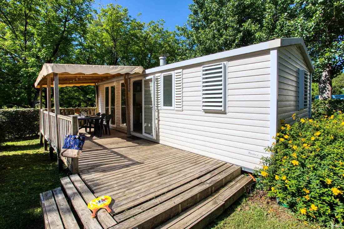 Flower Camping Le Tiradou 3 étoiles★★★