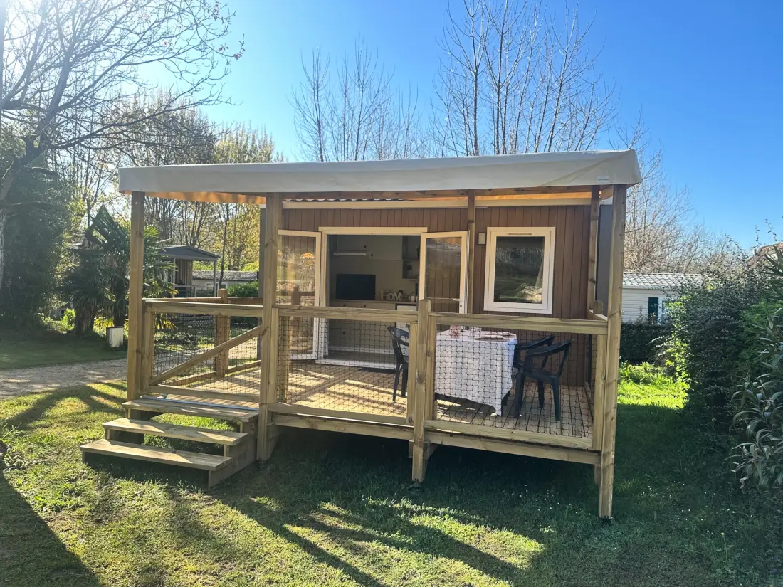 Flower Camping Le Tiradou 3 étoiles★★★