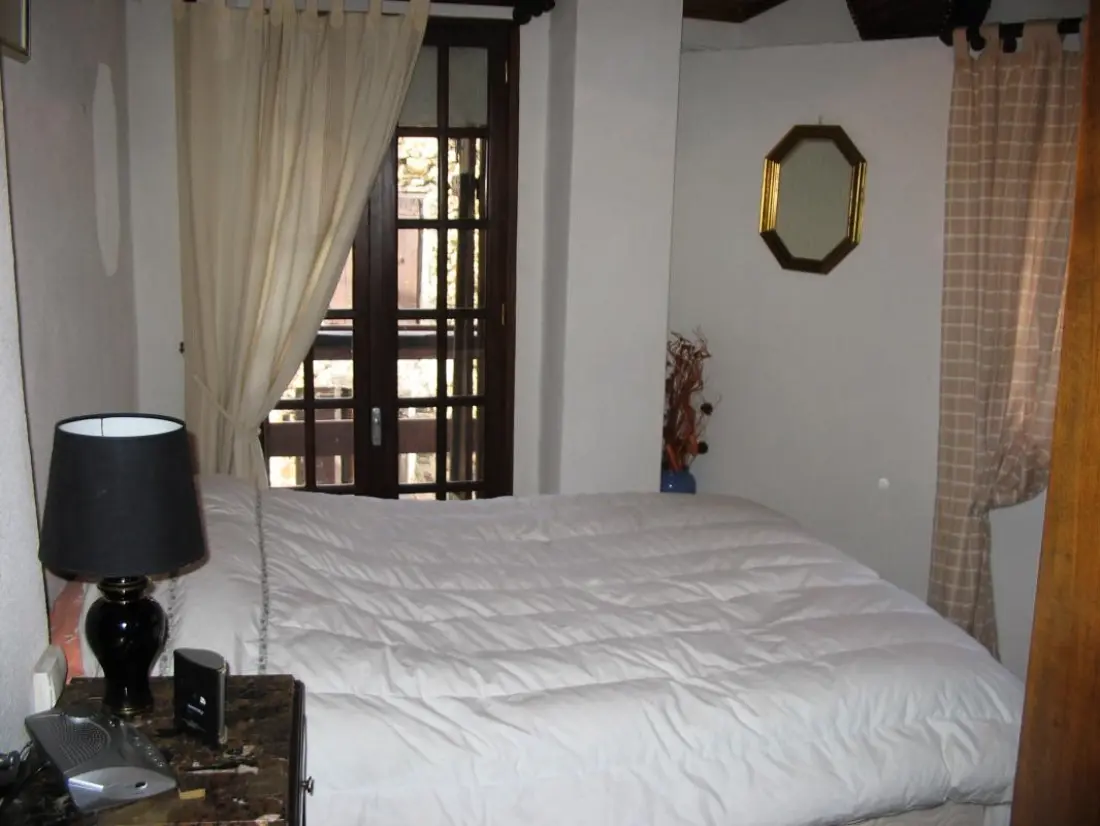 Gîte de France à Sainte Colombe Sur Guette  1