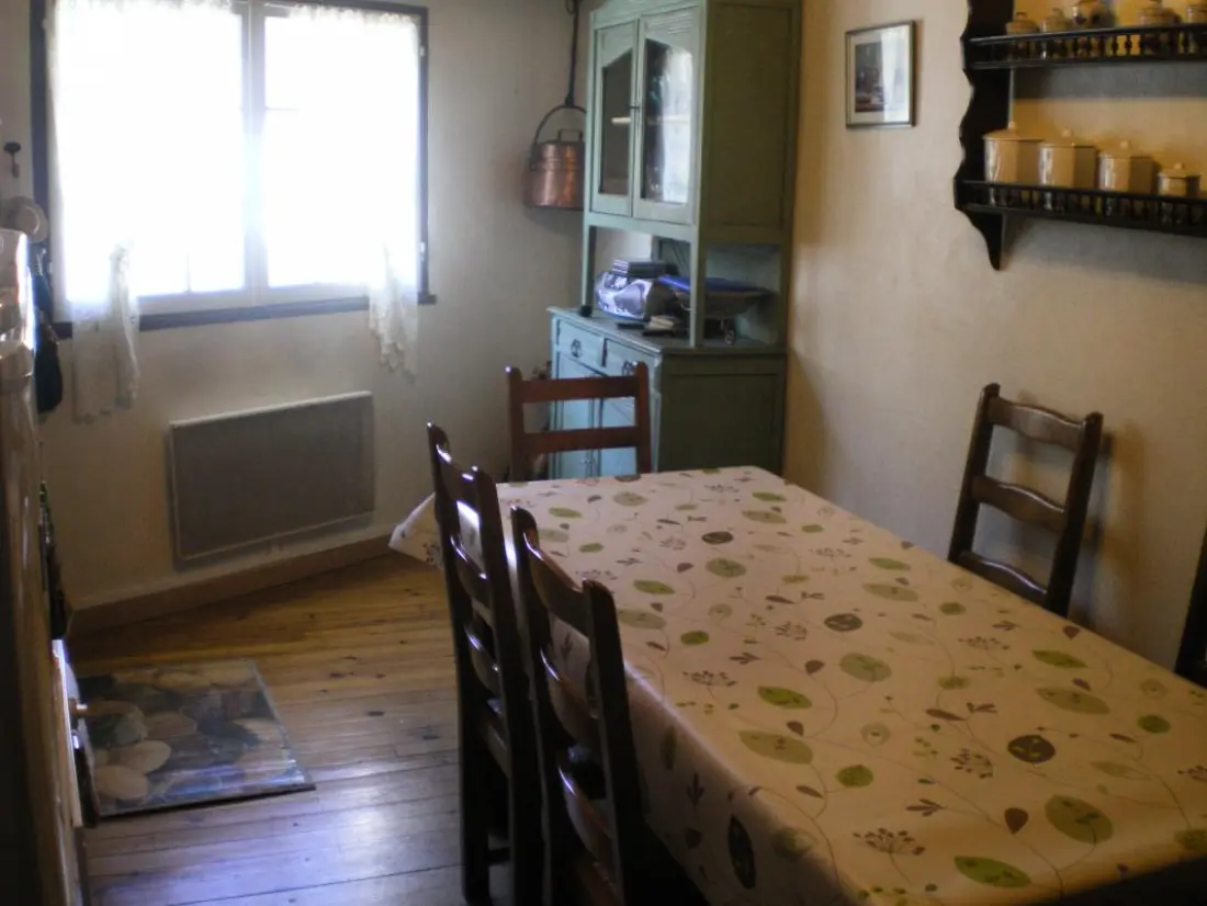 Gîte de France à Sainte Colombe Sur Guette  1
