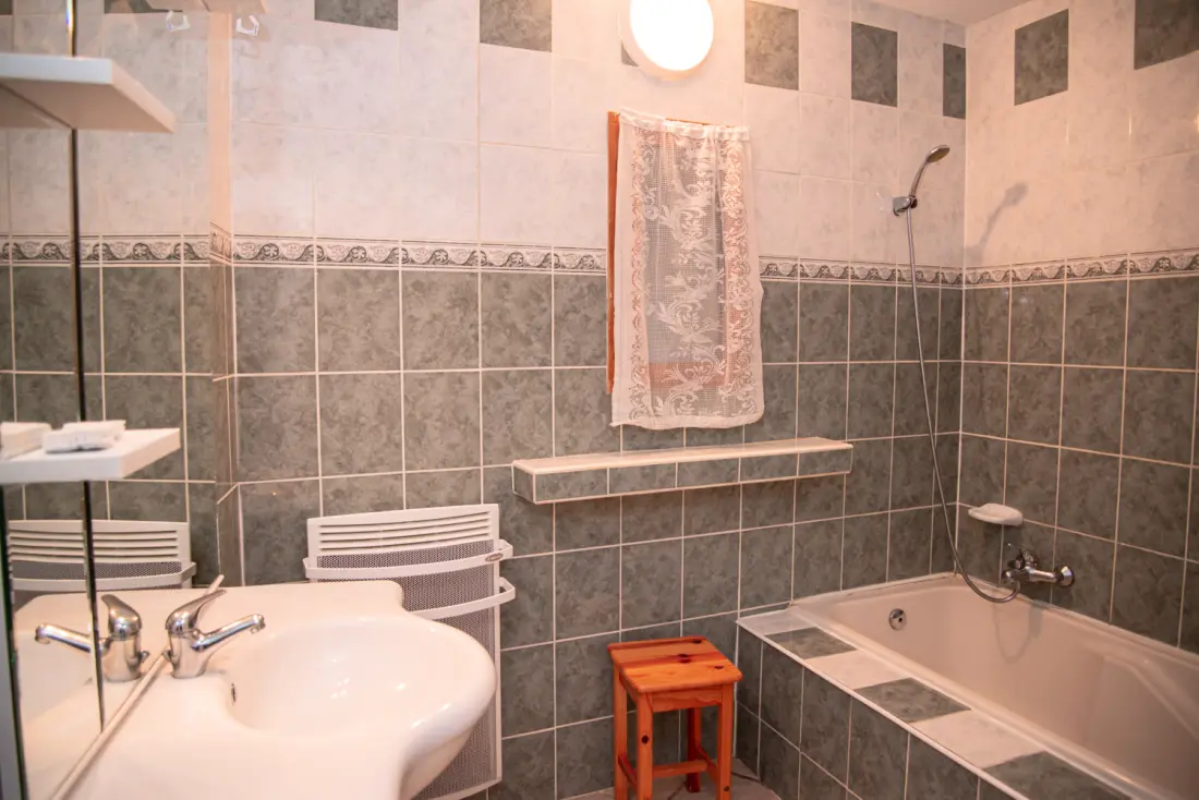 Gîte de France Gîtes de france 5/6 personnes au mialet 3 épis