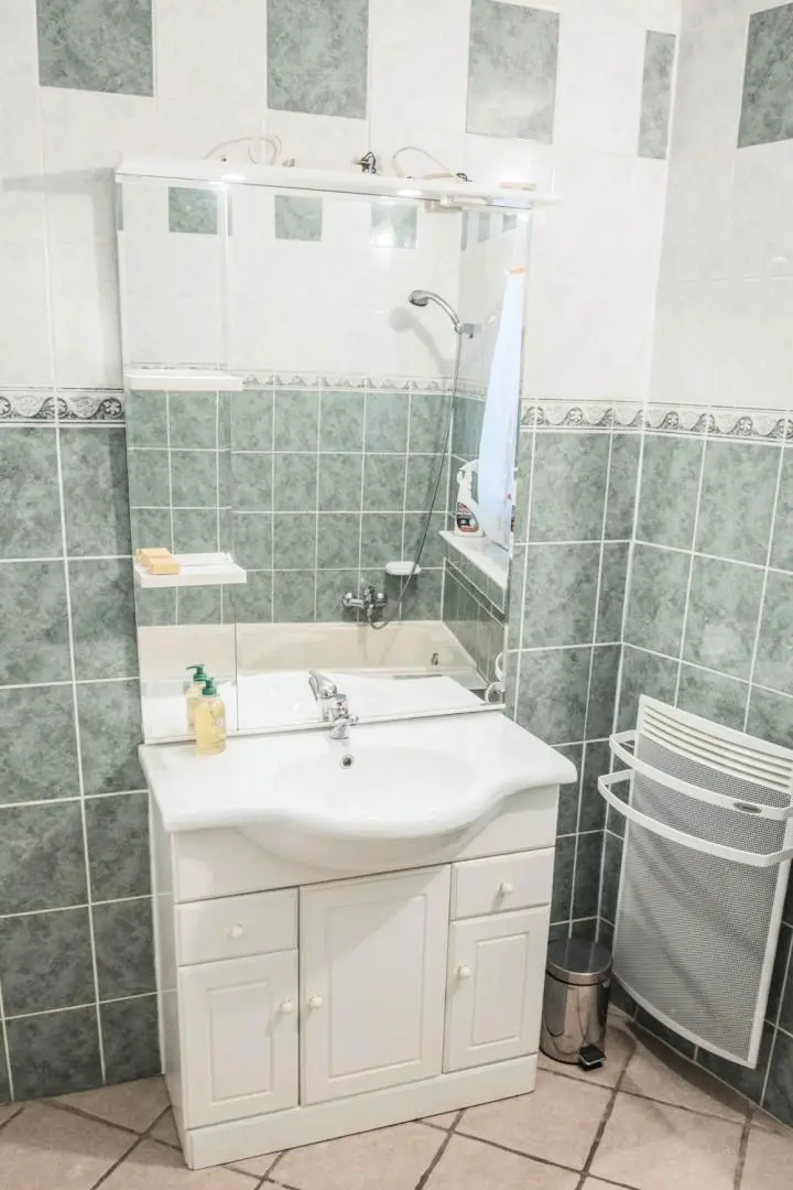 Gîte de France Gîtes de france 5/6 personnes au mialet 3 épis