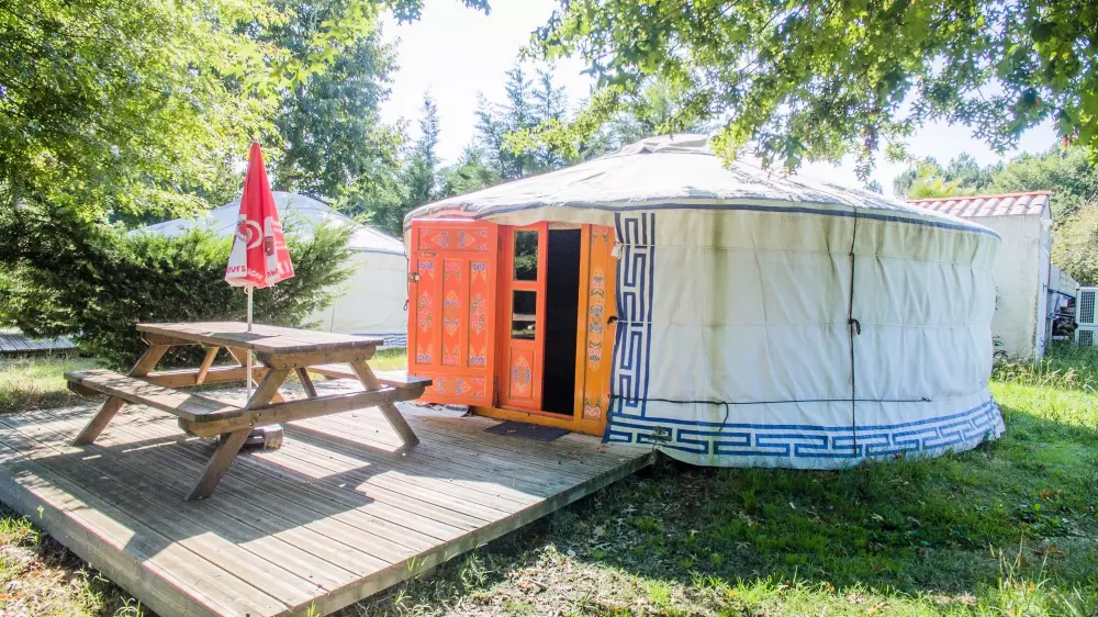 Camping Les Bruyères 3 étoiles★★★