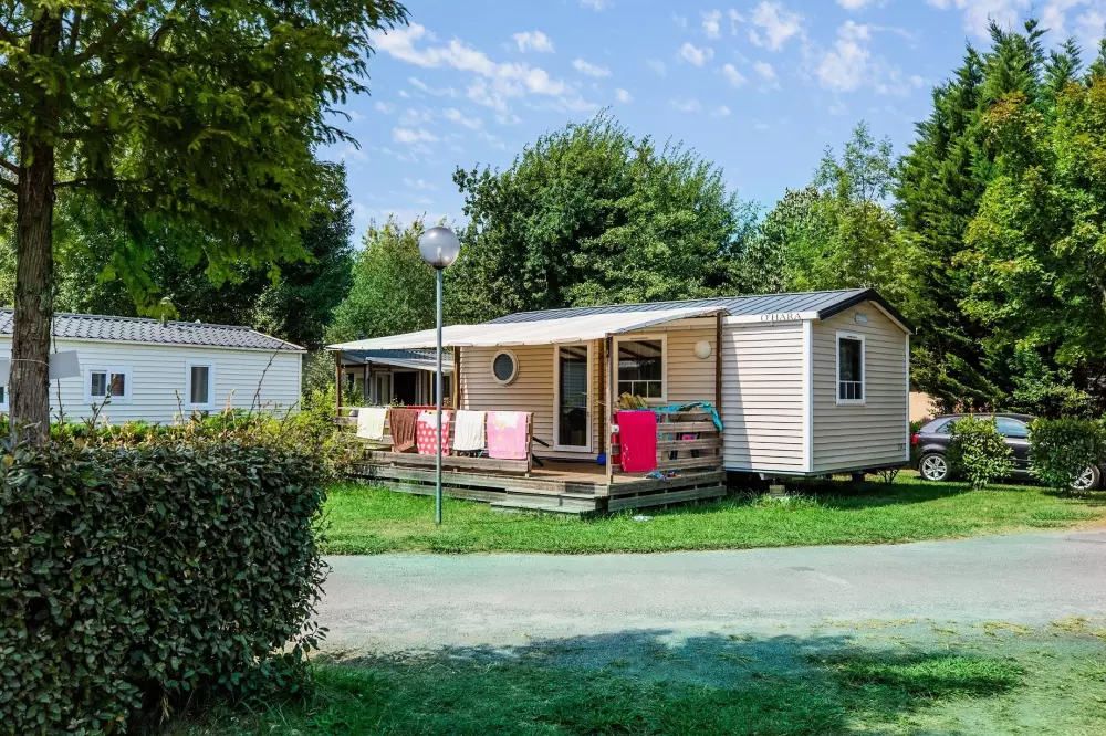 Camping Les Bruyères 3 étoiles★★★