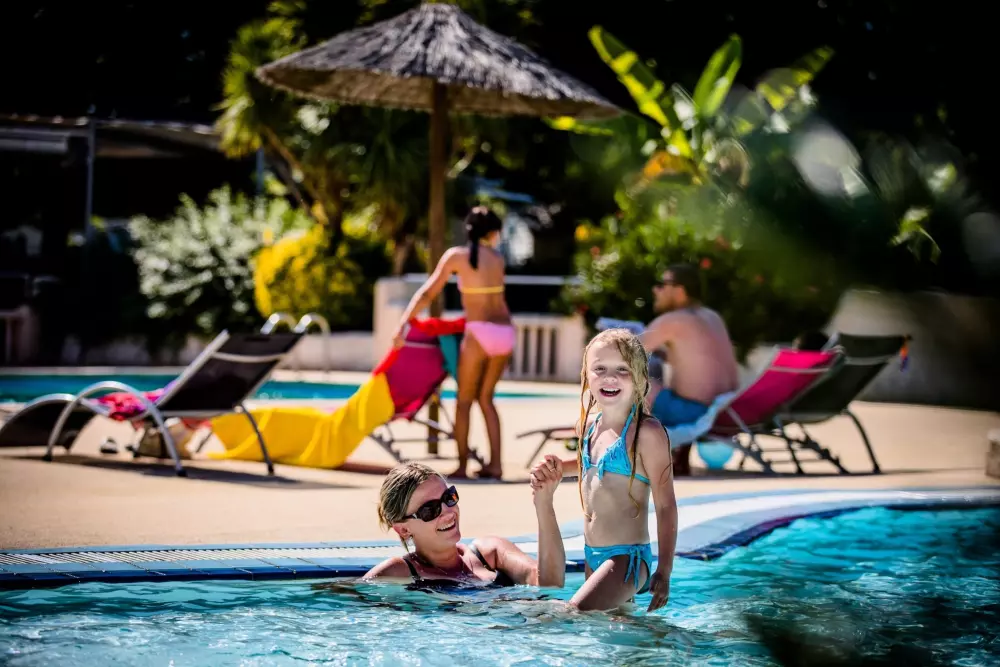 Camping Les Bruyères 3 étoiles★★★