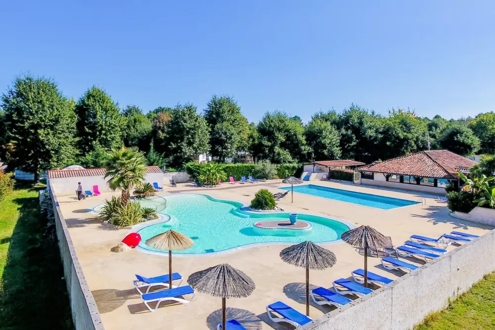 Camping Les Bruyères 3 étoiles★★★