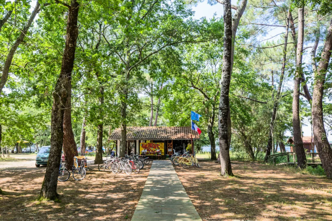 Camping Les Bruyères3 étoiles★★★