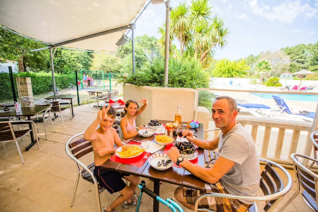 Camping Les Bruyères3 étoiles★★★