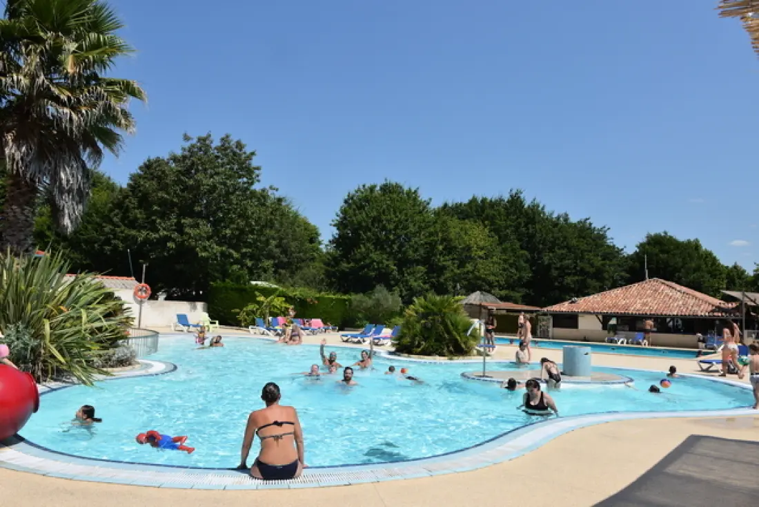 Camping Les Bruyères3 étoiles★★★