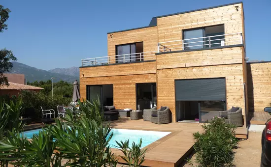 Villa à Sainte Lucie de Porto Vecchio avec piscine