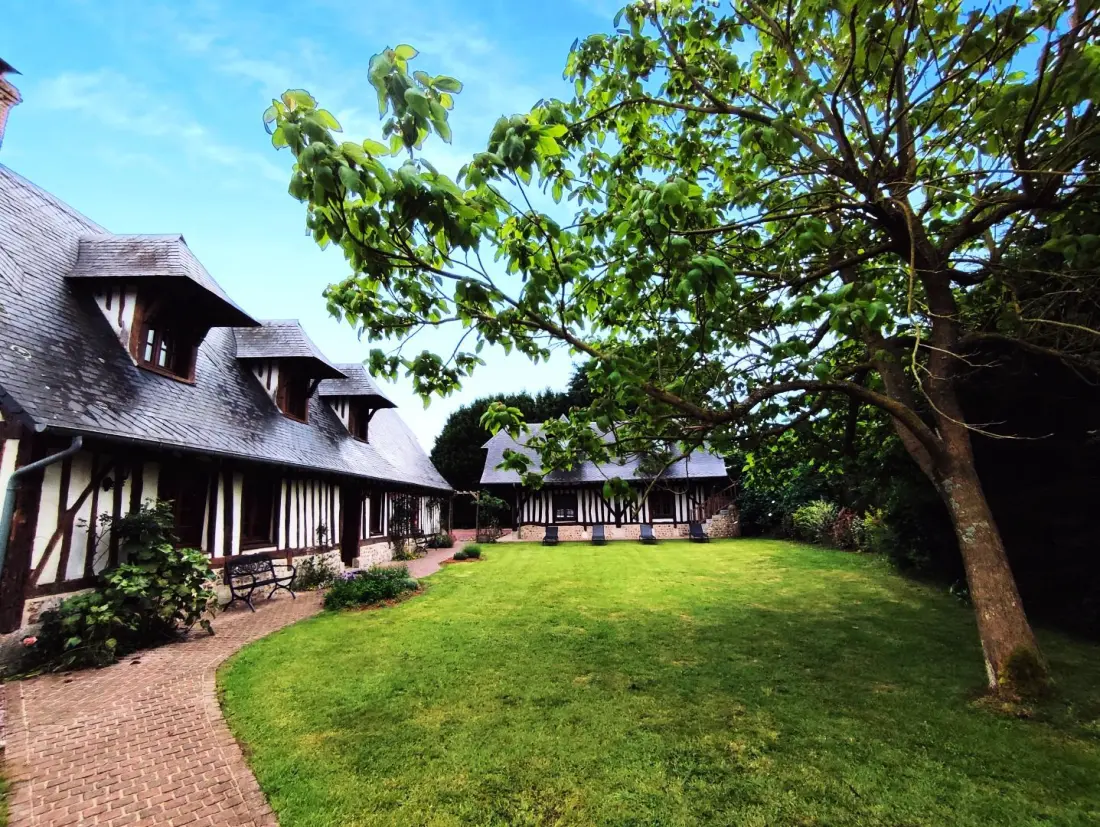 Gîte de France Gîtes de france® - le domaine des quatre châtaignes 4 épis