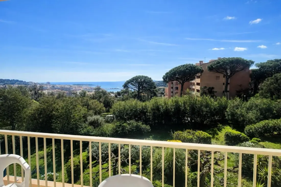 Horizon Bleu Avec Terrasse à Sainte-maxime