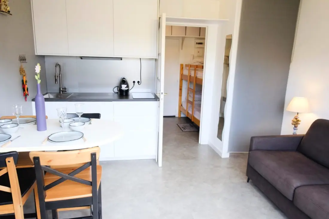 Beau Studio Avec Balcon - Proche Plage