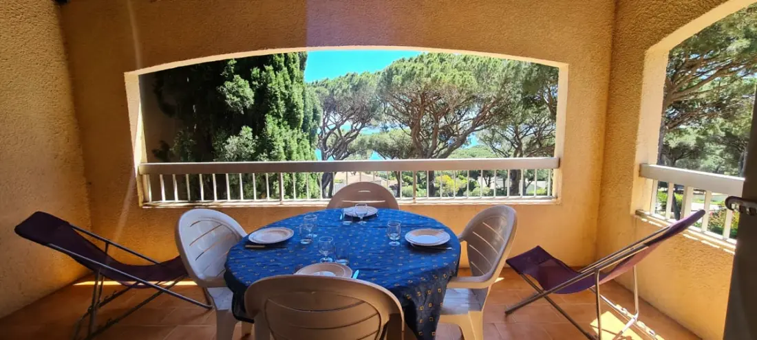 Bel Appartement Avec Piscine à Sainte-maxime