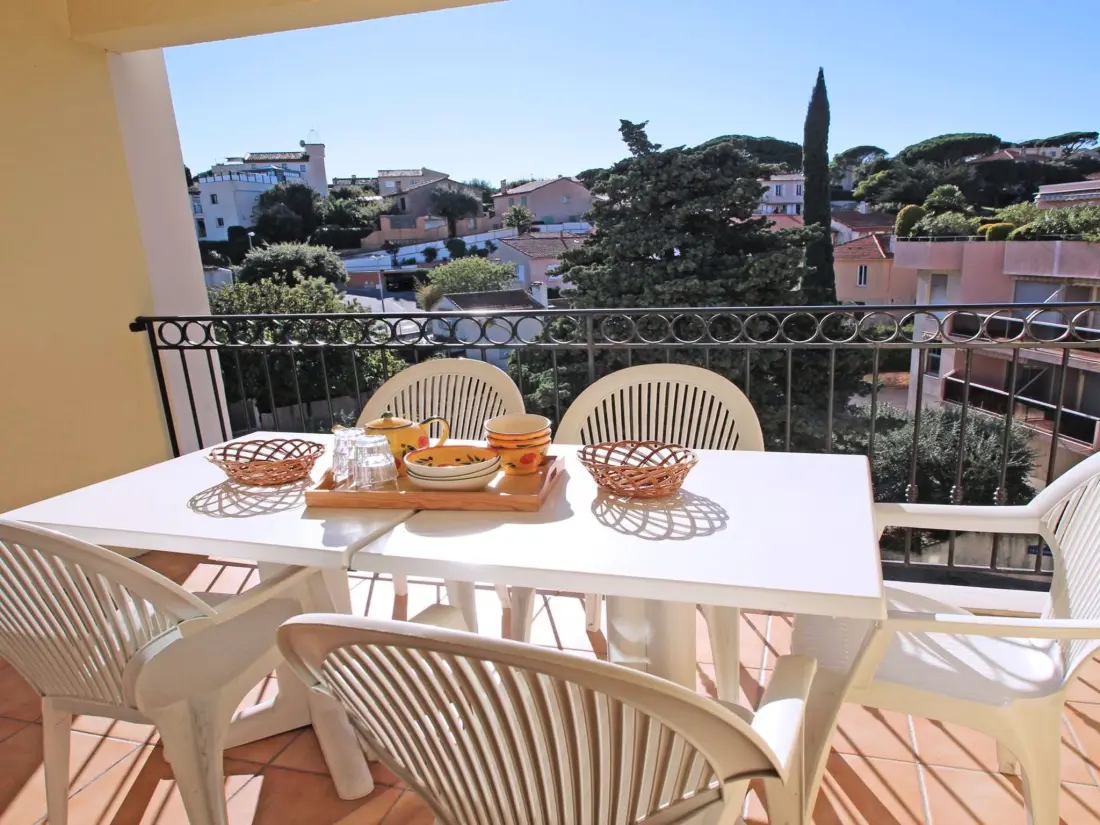 Résidence Apartment Port marine T4 mit Pool Residenz