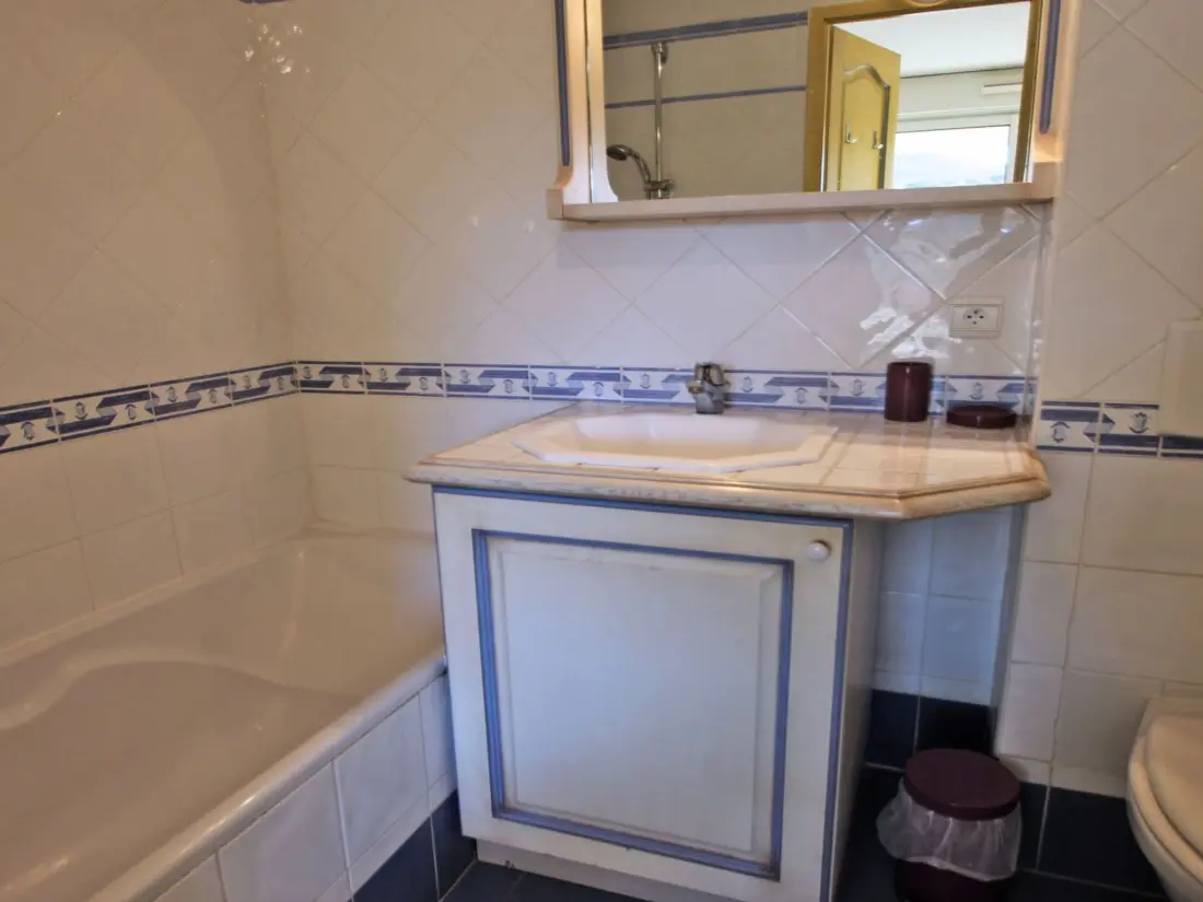 Résidence Apartment Port marine T4 mit Pool Residenz