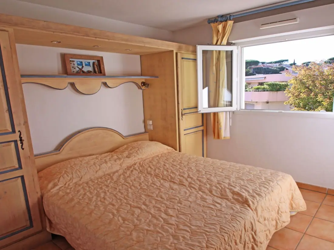Résidence Apartment Port marine T4 mit Pool Residenz