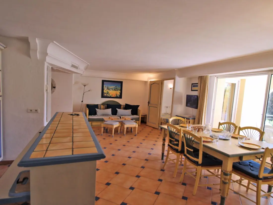 Résidence Appartement T4- Schwimmbad Residenzen- Klimaanlage