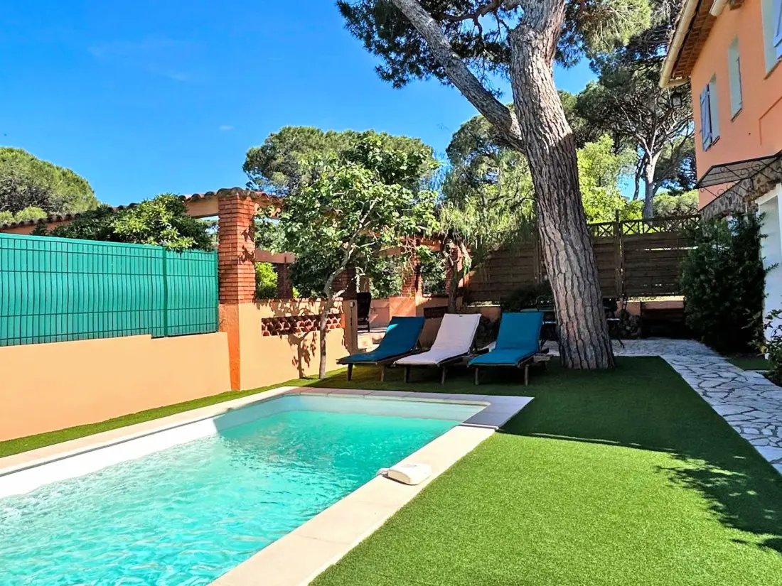 Résidence Appt T3 - Jardin - Piscine Privée - Ste Maxime