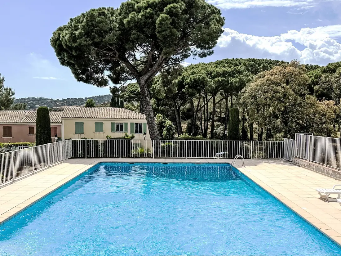 Résidence Les Pins Bleus App.02