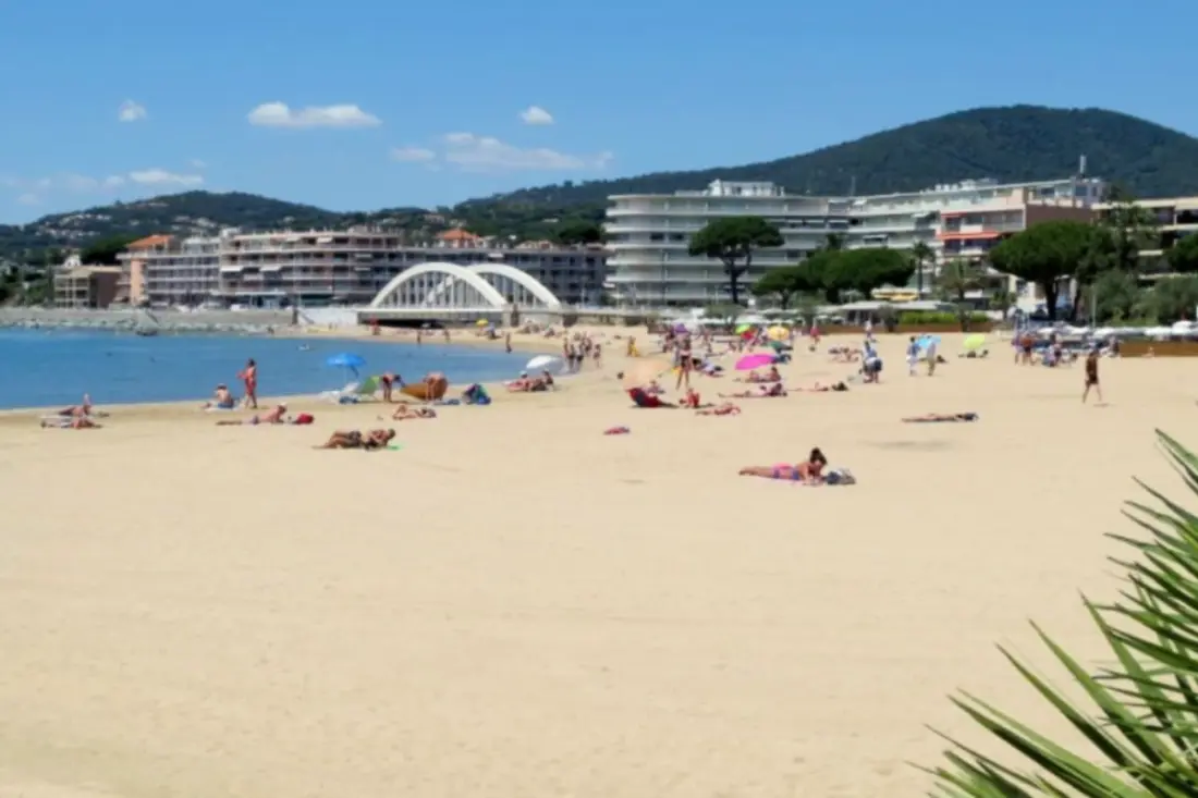 Studio Vue Mer Avec Terrasse Et Piscine Partagée