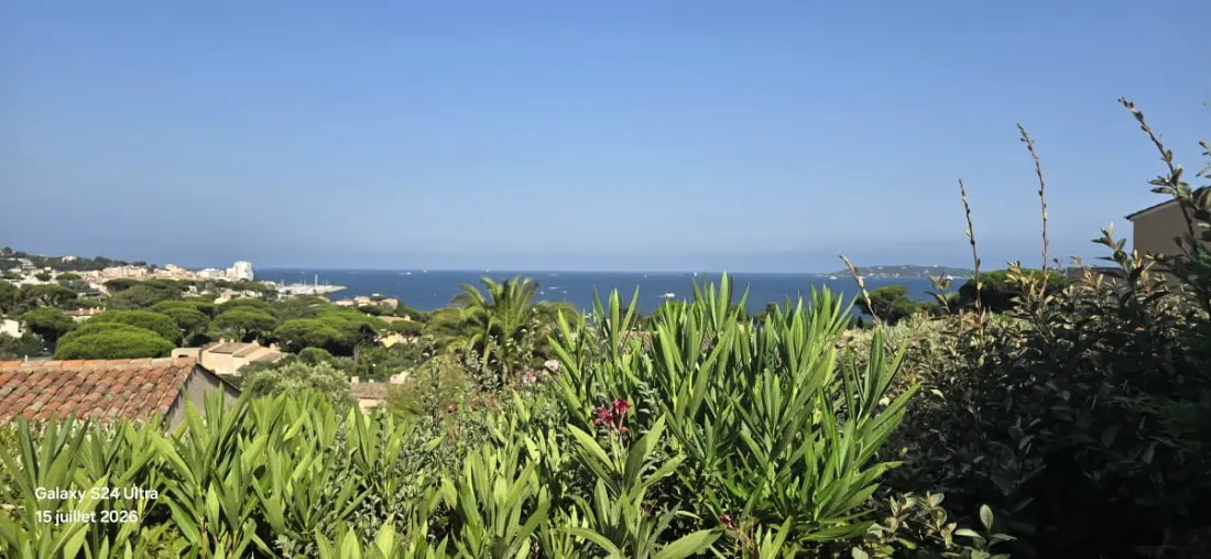 Studio Vue Mer Avec Terrasse Et Piscine Partagée