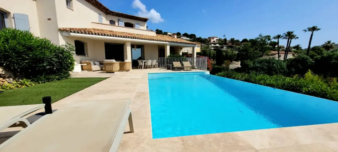 Villa 4p Avec Piscine Privée Proche De La Mer