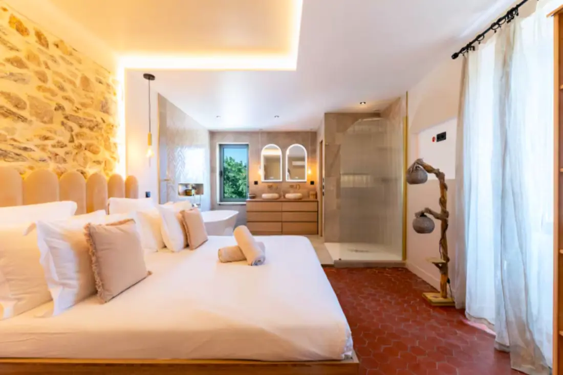 Villa, Piscine &amp; Grand Jardin à Ste-maxime