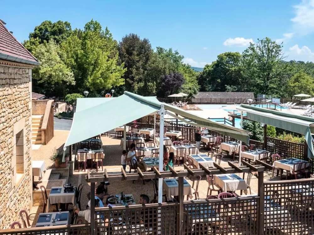 Camping Romanée Les Grottes de Roffy4 étoiles★★★★