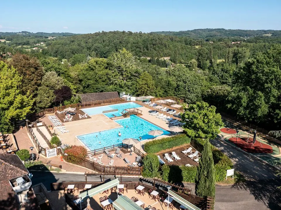 Camping Les grottes de Roffy