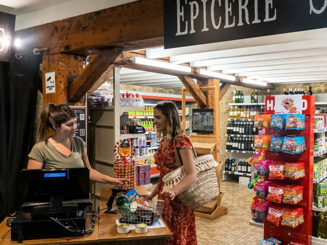 Camping Romanée Les Grottes de Roffy 4 étoiles★★★★