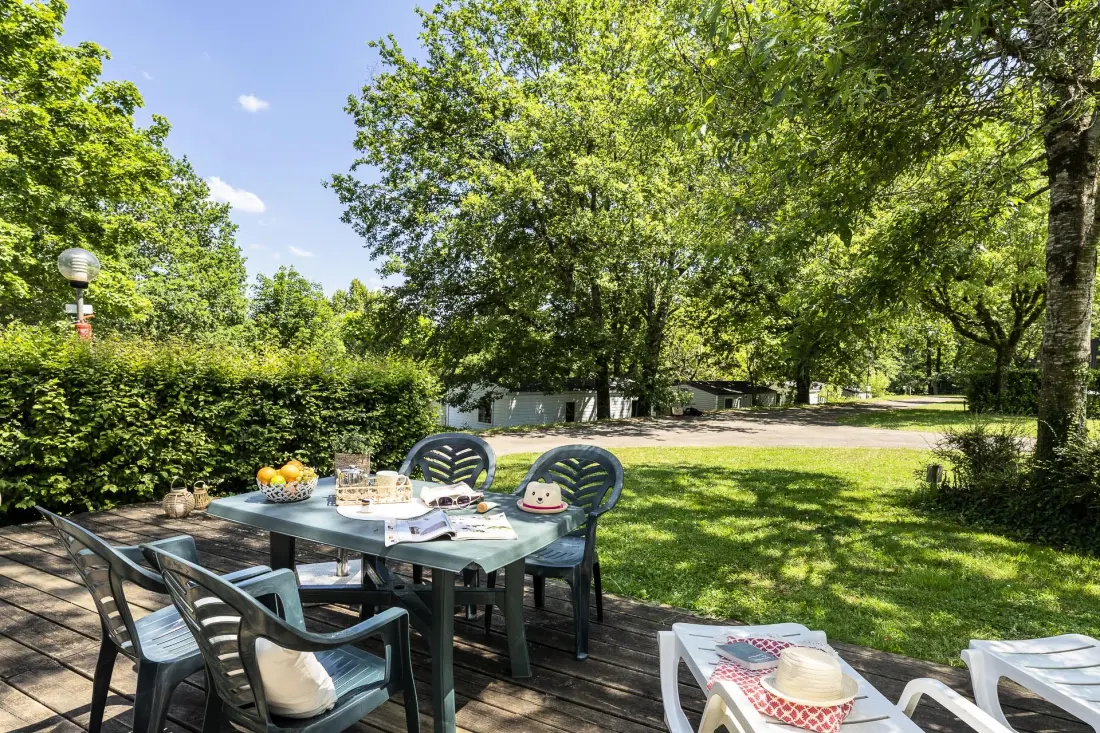 Camping Romanée Les Grottes de Roffy 4 étoiles★★★★